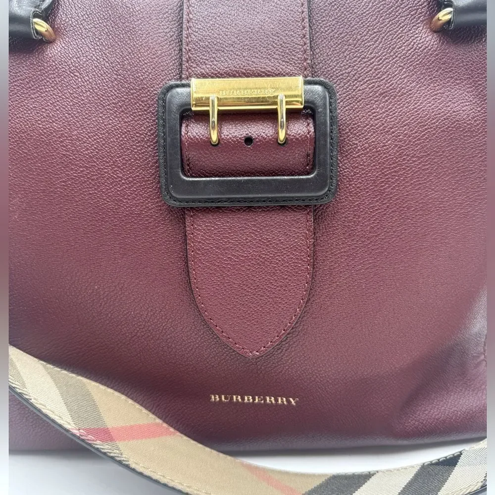 Burberry Medium Pebble Grained Burgundy Leather 2way Buckle Satchel Auth